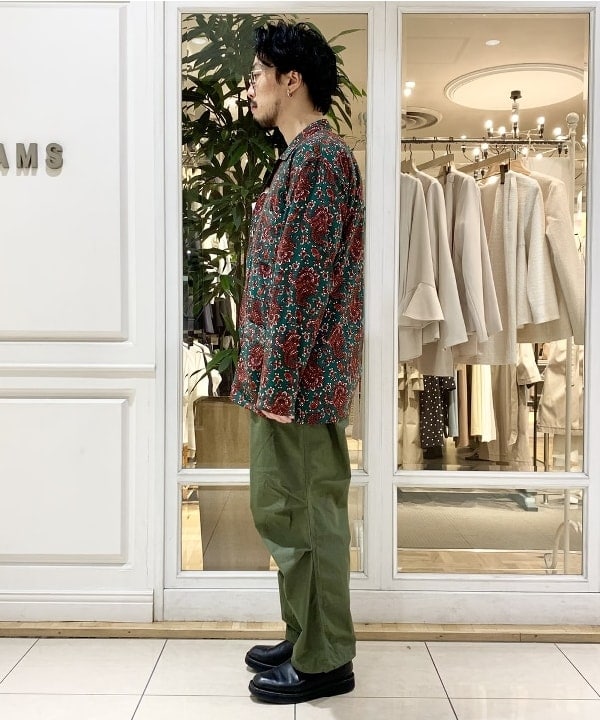 佐々木 祐太さんの「BEAMS WOMEN｜BEAMS / コットン ナイロン オーバーパンツ」を使ったコーディネート