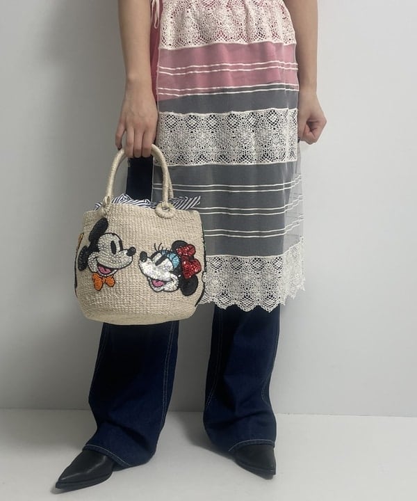 ハルカワエさんの「BEAMS WOMEN｜12オンス デニム ペインター パンツ」を使ったコーディネート