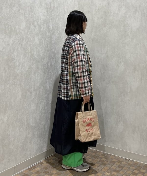 るーたまさんの「BEAMS WOMEN｜BEAMS BOY / BBロゴ ショップバック」を使ったコーディネート