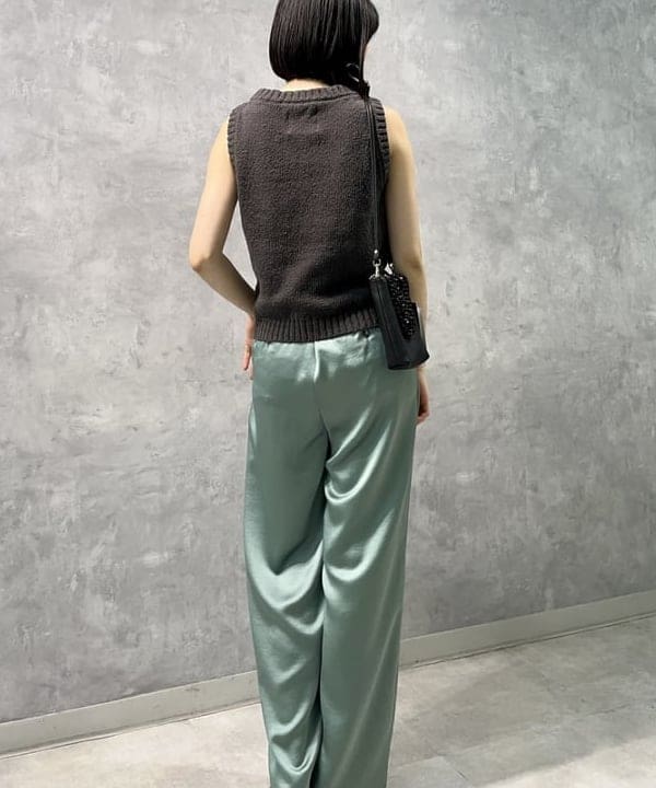 山田 千遥さんの「BEAMS WOMEN｜GIANNI CHIARINI / CAMILLA レザートートバッグ」を使ったコーディネート