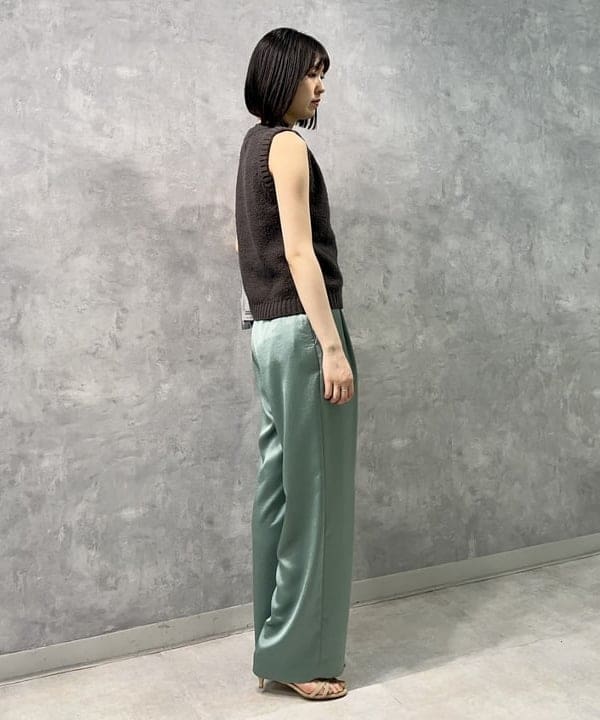 山田 千遥さんの「BEAMS WOMEN｜GIANNI CHIARINI / CAMILLA レザートートバッグ」を使ったコーディネート