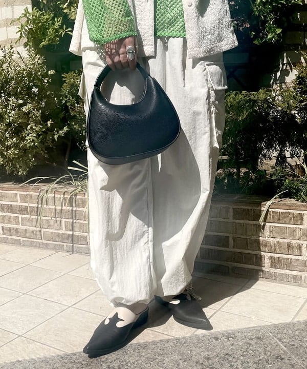 ハルキ　モモナさんの「BEAMS WOMEN｜maturely / Switching Mule」を使ったコーディネート