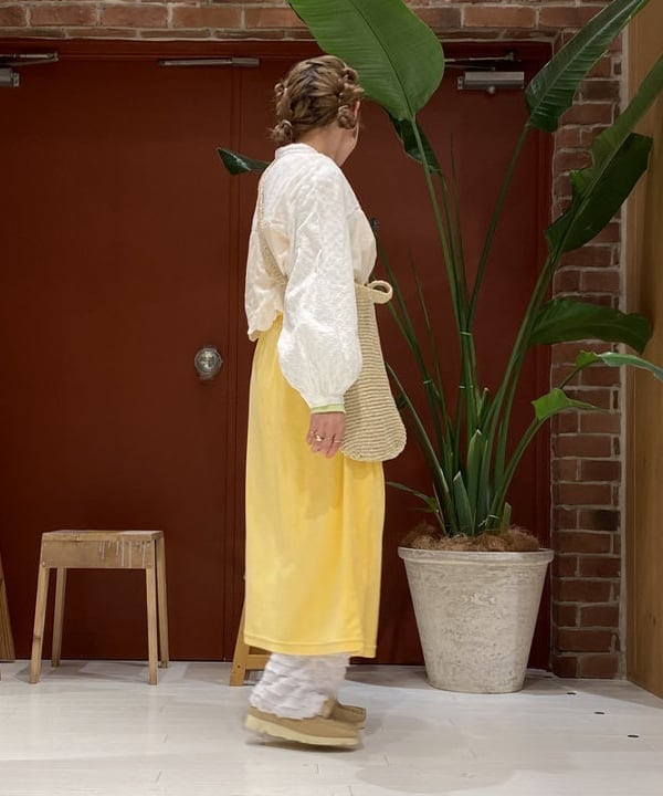 優意さんの「BEAMS WOMEN｜CLARKS ORIGINALS / Wallabee Boot GTX 23SS」を使ったコーディネート