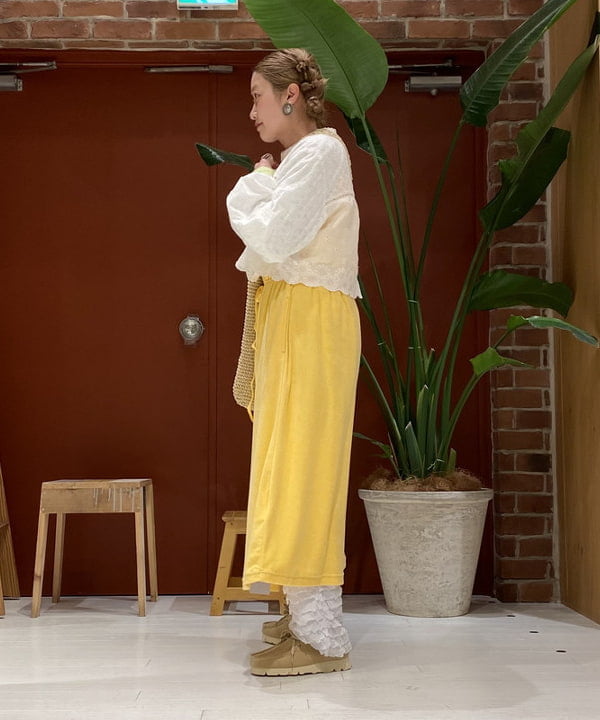 優意さんの「BEAMS WOMEN｜CLARKS ORIGINALS / Wallabee Boot GTX 23SS」を使ったコーディネート