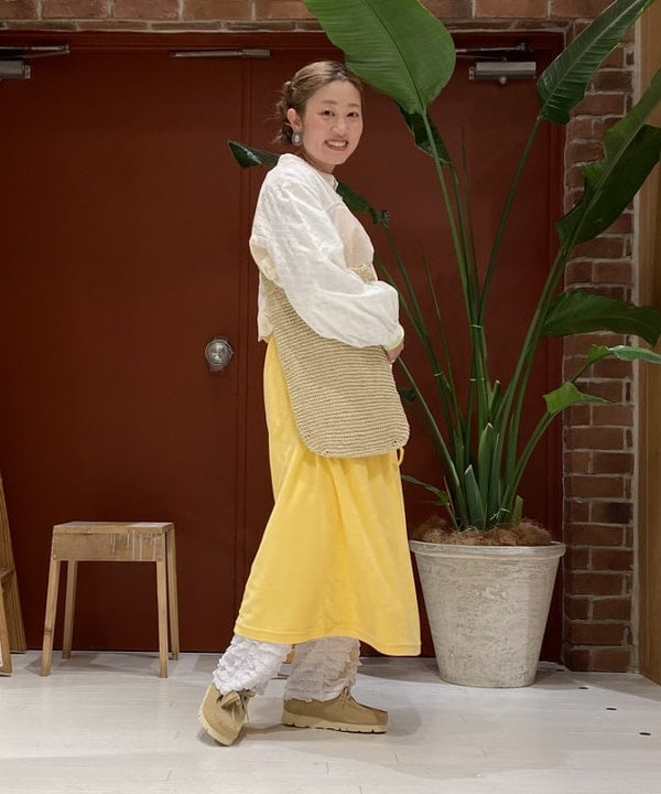 優意さんの「BEAMS WOMEN｜CLARKS ORIGINALS / Wallabee Boot GTX 23SS」を使ったコーディネート