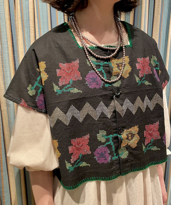 コウリキ　マミさんの「BEAMS WOMEN｜BEAMS BOY / BBロゴ ショップバック」を使ったコーディネート