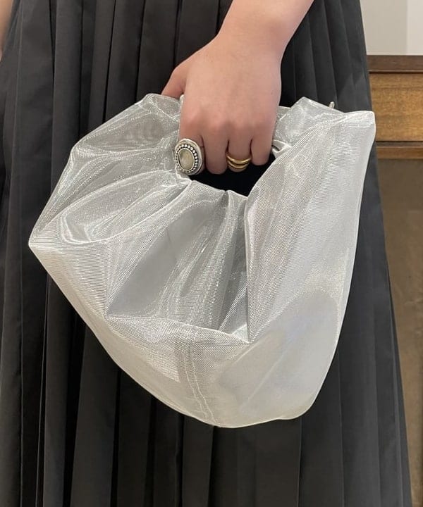 松本 佳菜子さんの「BEAMS WOMEN｜Ray BEAMS / アンクルストラップ パンプス」を使ったコーディネート