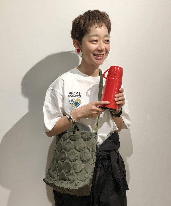 矢野(青木)優香さんの「BEAMS WOMEN｜【別注】BAG'n'NOUN / ドット バッグ」を使ったコーディネート
