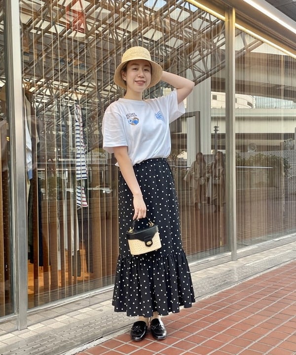 ゆうかさんの「BEAMS WOMEN｜CHRISTIAN VILLA × Demi-Luxe BEAMS / 別注 ストロー バニティーバッグ」を使ったコーディネート