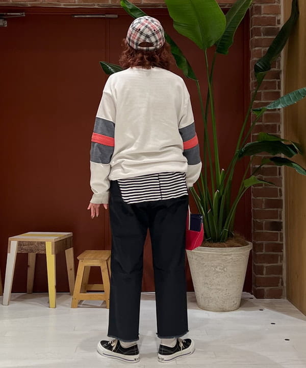 エノモト アミさんの「BEAMS WOMEN｜L.L.Bean × BEAMS PLUS ＆ BEAMS BOY / Deep Bottom Deluxe Boat and Tote Mini」を使ったコーディネート