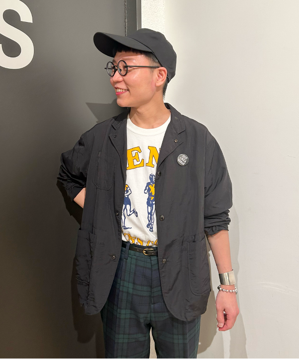 土田 達也さんの「BEAMS WOMEN｜BEAMS BOY / ポリエステル ウール シンチ バック スラックス」を使ったコーディネート