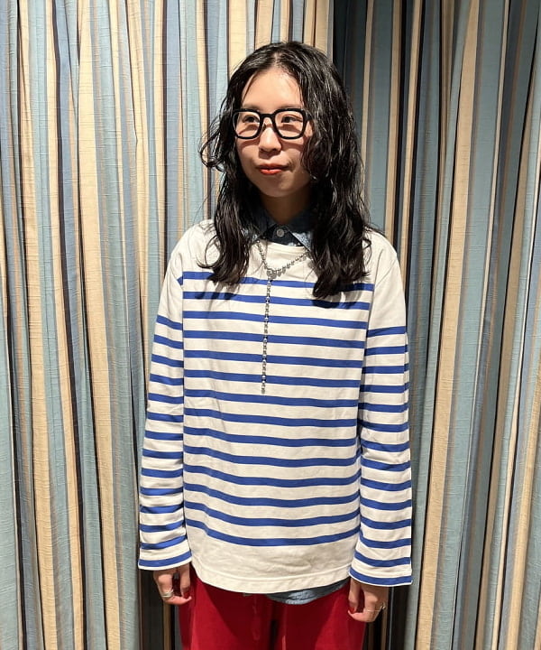 ミナミマリコさんの「BEAMS WOMEN｜【別注】BUZZ RICKSON'S / シャンブレー ロングスリーブ シャツ」を使ったコーディネート