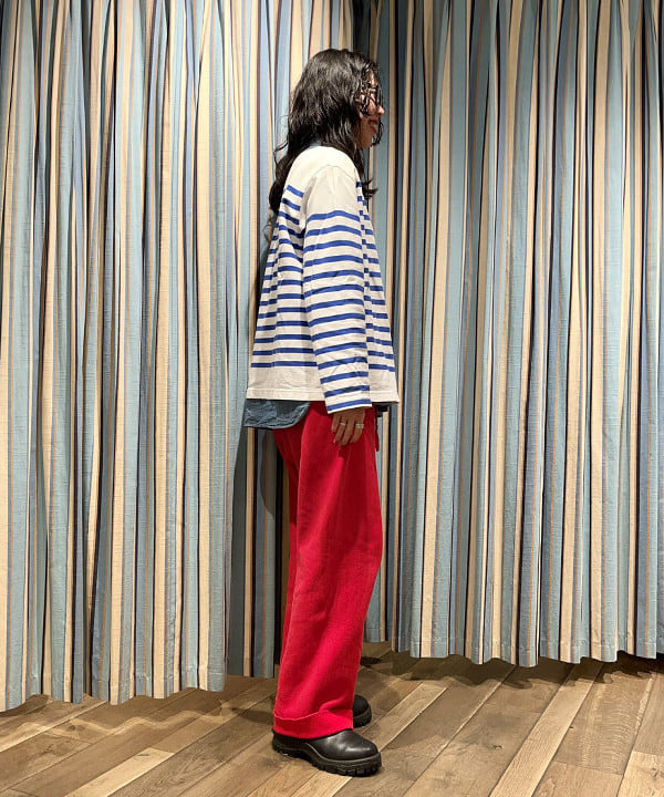 ミナミマリコさんの「BEAMS WOMEN｜【別注】BUZZ RICKSON'S / シャンブレー ロングスリーブ シャツ」を使ったコーディネート