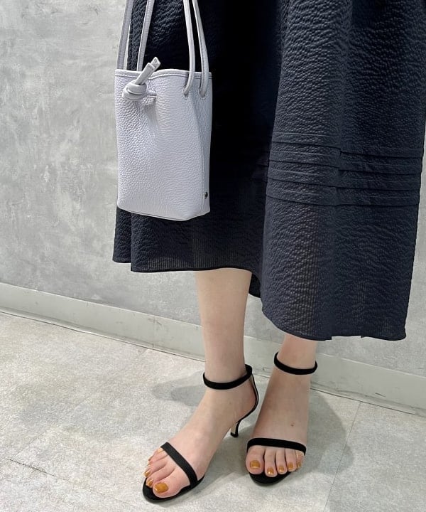 山田 千遥さんの「BEAMS WOMEN｜Demi-Luxe BEAMS / リップル ティアードワンピース」を使ったコーディネート