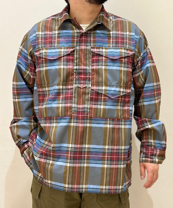 佐々木 優さんの「BEAMS WOMEN｜BRIEFING &times; BEAMS PLUS / 別注 FLEET MESSENGER BAG」を使ったコーディネート