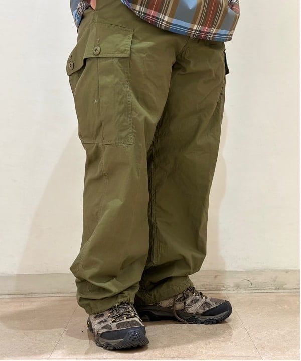 佐々木 優さんの「BEAMS WOMEN｜BRIEFING &times; BEAMS PLUS / 別注 FLEET MESSENGER BAG」を使ったコーディネート