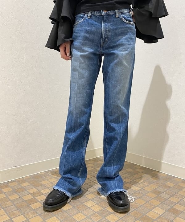 吉田 花さんの「BEAMS WOMEN｜」を使ったコーディネート