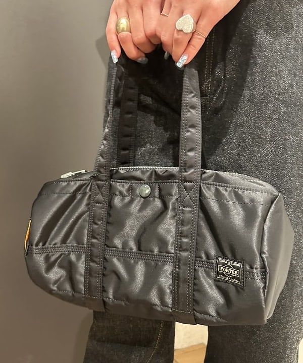 ando naoさんの「BEAMS WOMEN｜BEAMS BOY / フラワー エンブロイダリープリント シャツ」を使ったコーディネート