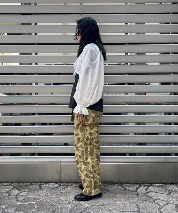 ミナミマリコさんの「BEAMS WOMEN｜FRUIT OF THE LOOM × BEAMS BOY / 2PACK TEE」を使ったコーディネート