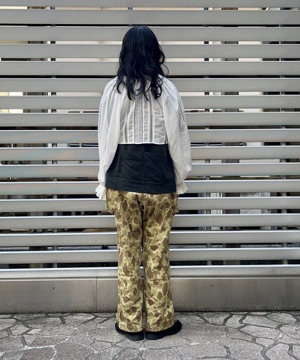 ミナミマリコさんの「BEAMS WOMEN｜FRUIT OF THE LOOM × BEAMS BOY / 2PACK TEE」を使ったコーディネート