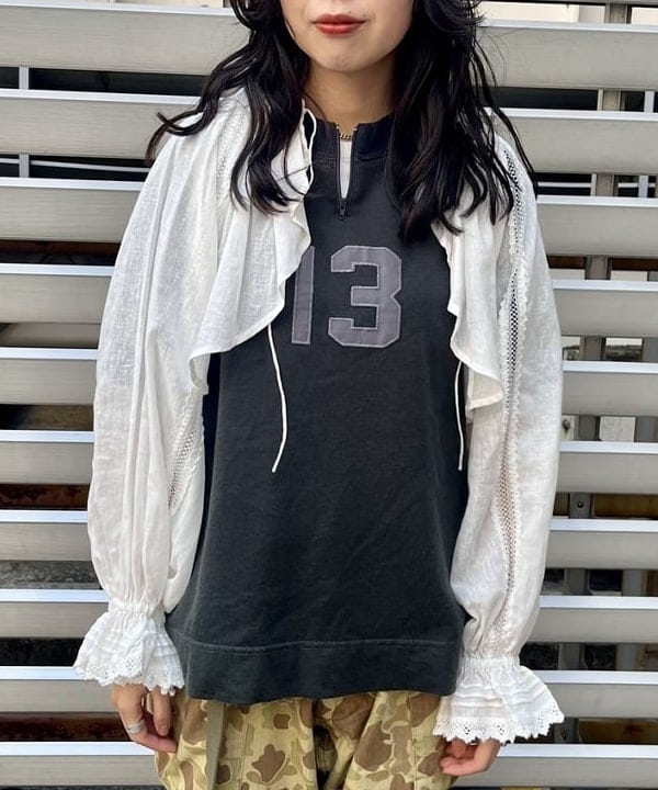 ミナミマリコさんの「BEAMS WOMEN｜FRUIT OF THE LOOM × BEAMS BOY / 2PACK TEE」を使ったコーディネート