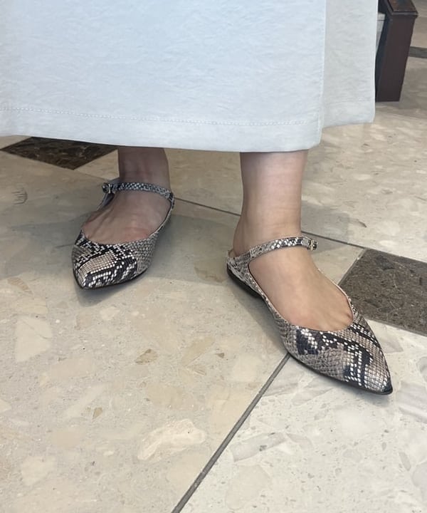 蒲原 捺美さんの「BEAMS WOMEN｜AK+1 / シアー ポケット シャツ」を使ったコーディネート