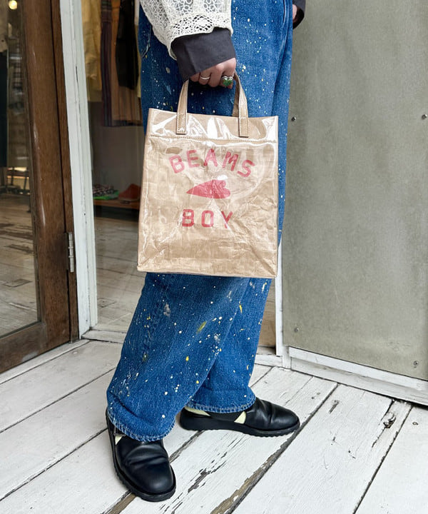 イシイ サオリさんの「BEAMS WOMEN｜BEAMS BOY / BBロゴ ショップバック」を使ったコーディネート