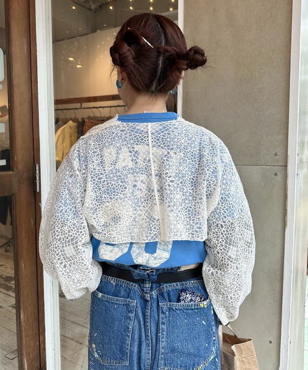 イシイ サオリさんの「BEAMS WOMEN｜BEAMS BOY / BBロゴ ショップバック」を使ったコーディネート