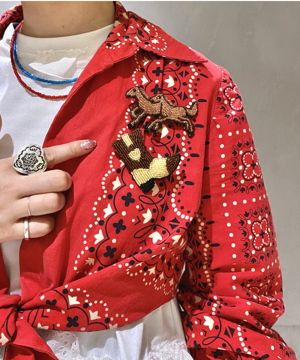 吉野 多恵さんの「BEAMS WOMEN｜BEAMS BOY / ラメ リブ クルー ソックス NEW」を使ったコーディネート