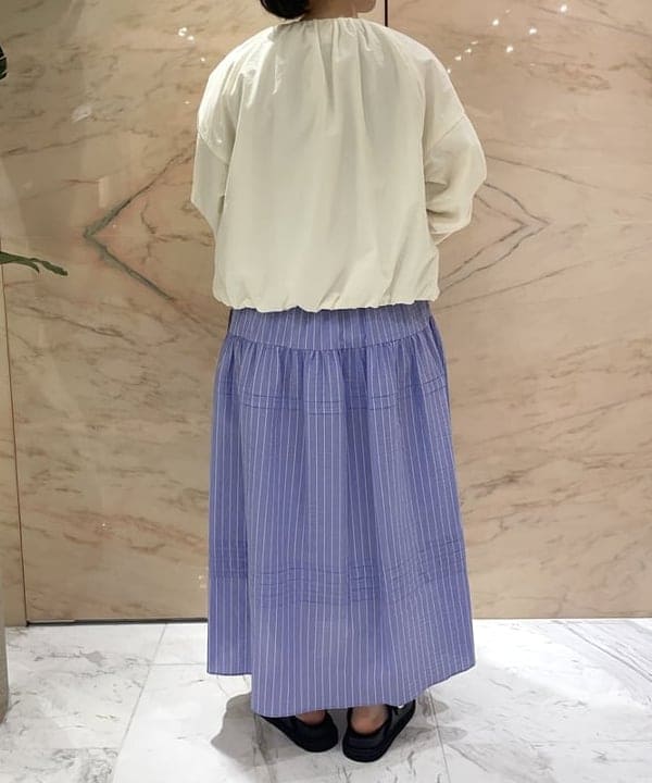 越智 里美さんの「BEAMS WOMEN｜Demi-Luxe BEAMS / リップル ティアードワンピース」を使ったコーディネート