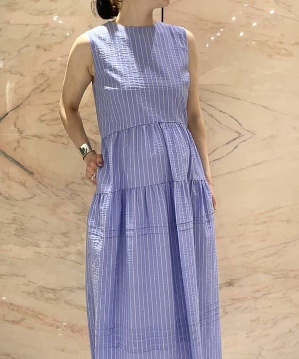 越智 里美さんの「BEAMS WOMEN｜Demi-Luxe BEAMS / リップル ティアードワンピース」を使ったコーディネート