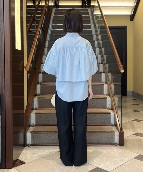 蒲原 捺美さんの「BEAMS WOMEN｜Demi-Luxe BEAMS / レーヨンリネン ドロストパンツ」を使ったコーディネート