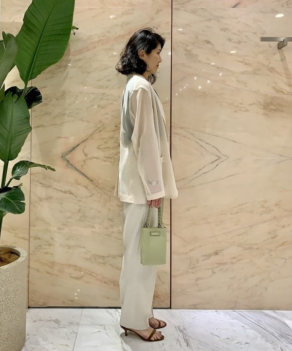 松元 晴佳さんの「BEAMS WOMEN｜GIANNI CHIARINI / CAMILLA レザートートバッグ」を使ったコーディネート