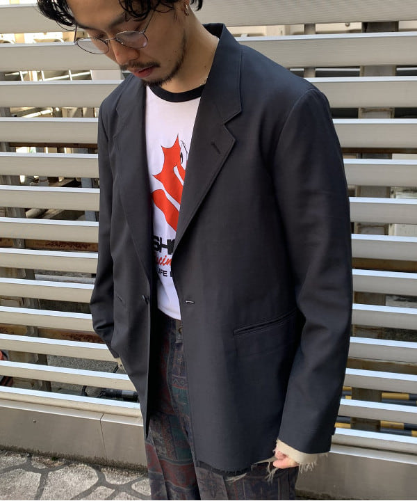 佐々木 祐太さんの「BEAMS WOMEN｜BEAMS / プリント ピンタック スラックス」を使ったコーディネート