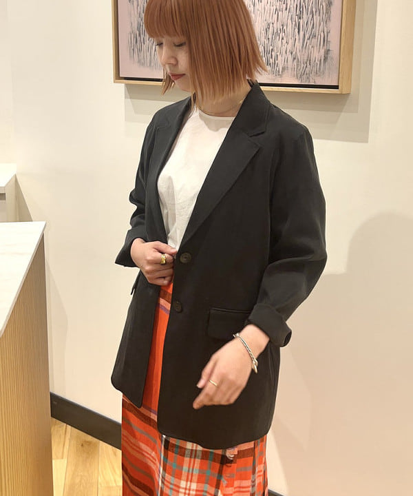 篠崎 香月さんの「BEAMS WOMEN｜VIOLAd’ORO / MIRO スプリットラタン バスケット トートバッグ」を使ったコーディネート