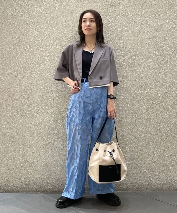 カタヤマ アヤさんの「BEAMS WOMEN｜Ray BEAMS / 25mm レザー ベルト」を使ったコーディネート