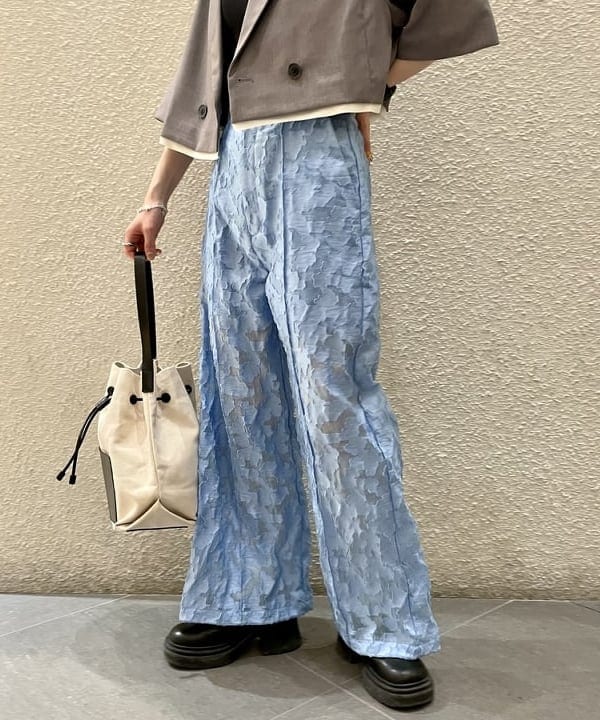 カタヤマ アヤさんの「BEAMS WOMEN｜Ray BEAMS / 25mm レザー ベルト」を使ったコーディネート