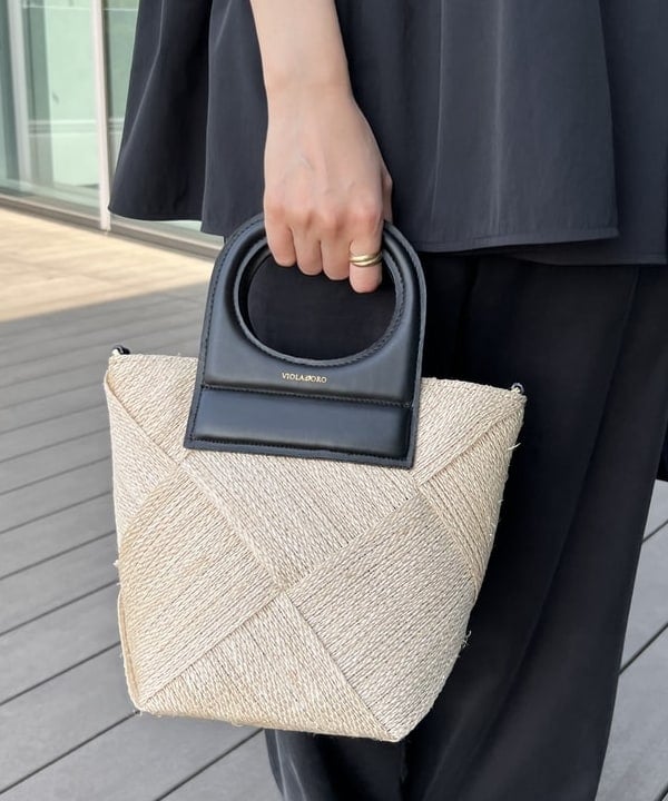 隈元 楓さんの「BEAMS WOMEN｜コンビ ティアード プルオーバー」を使ったコーディネート