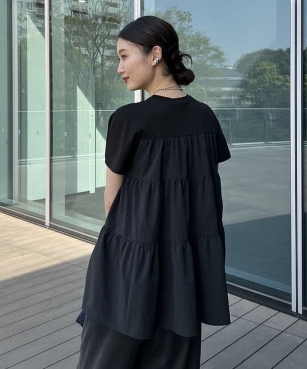 隈元 楓さんの「BEAMS WOMEN｜コンビ ティアード プルオーバー」を使ったコーディネート