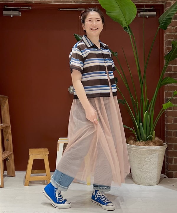 エノモト アミさんの「BEAMS WOMEN｜maturely / Sheer Border Open Collar Shirt」を使ったコーディネート