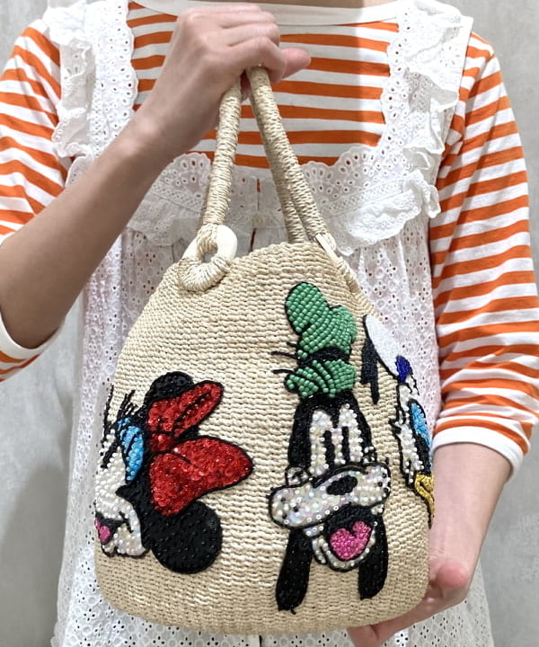 葵さんの「BEAMS WOMEN｜BEAMS BOY / US ARMY オーバー パンツ」を使ったコーディネート