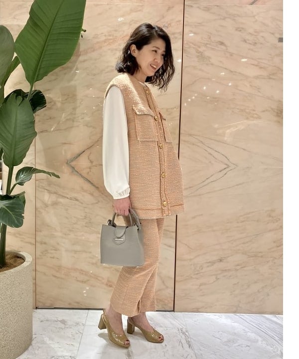 松元 晴佳さんの「BEAMS WOMEN｜Demi-Luxe BEAMS / カラーツイードパンツ」を使ったコーディネート
