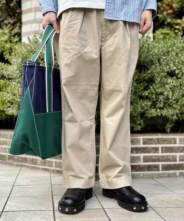 トラ吉さんの「BEAMS WOMEN｜L.L.Bean / 別注 Deep Bottom Deluxe Boat and Tote Large」を使ったコーディネート