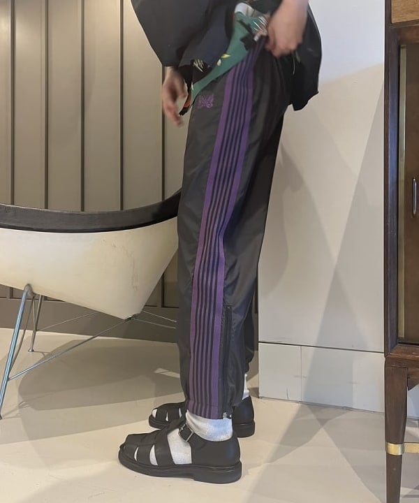 サワイさんの「BEAMS WOMEN｜ARROW NOVELTY / コンチョ ベルト 22FW」を使ったコーディネート