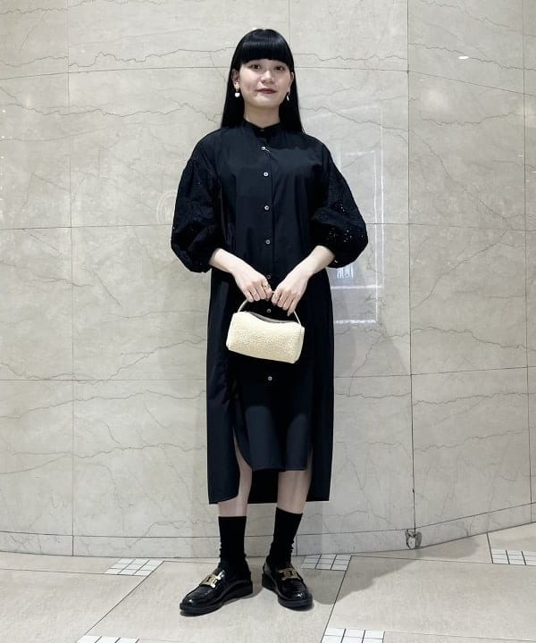 カワライさんの「BEAMS WOMEN｜【別注】TICCA / レース パフスリーブワンピース」を使ったコーディネート