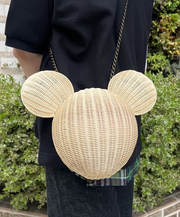 サワイさんの「BEAMS WOMEN｜BEAMS BOY 25th別注 / Disney Rattan Bascket」を使ったコーディネート
