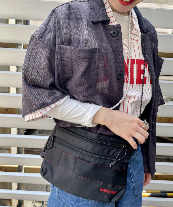 みりさんの「BEAMS WOMEN｜【別注】BRIEFING / SACOCHE」を使ったコーディネート