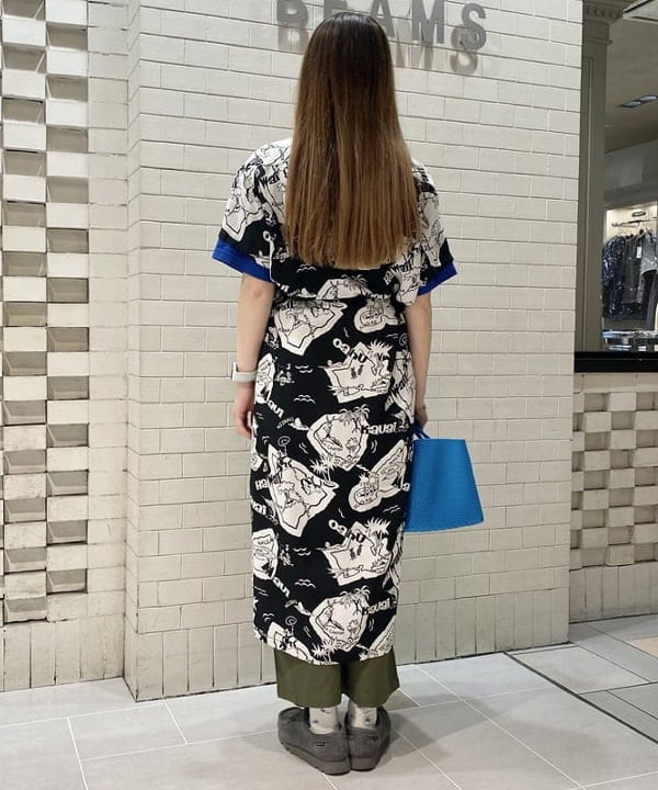 木村 海侑さんの「BEAMS WOMEN｜ARROW NOVELTY / コンチョ ベルト 22FW」を使ったコーディネート