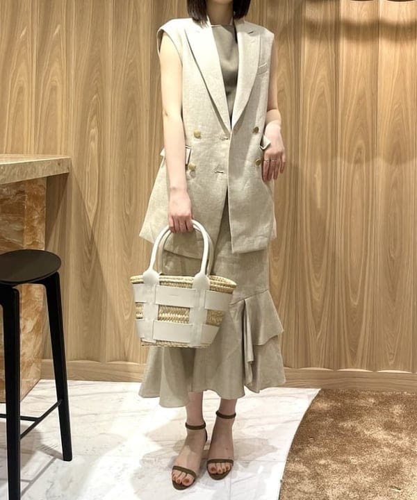 山田 千遥さんの「BEAMS WOMEN｜ヘルシー ニットキャミソール .M」を使ったコーディネート