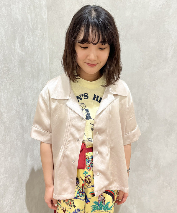 るーたまさんの「BEAMS WOMEN｜maturely / Vintage Satin Open Collar Shirt」を使ったコーディネート